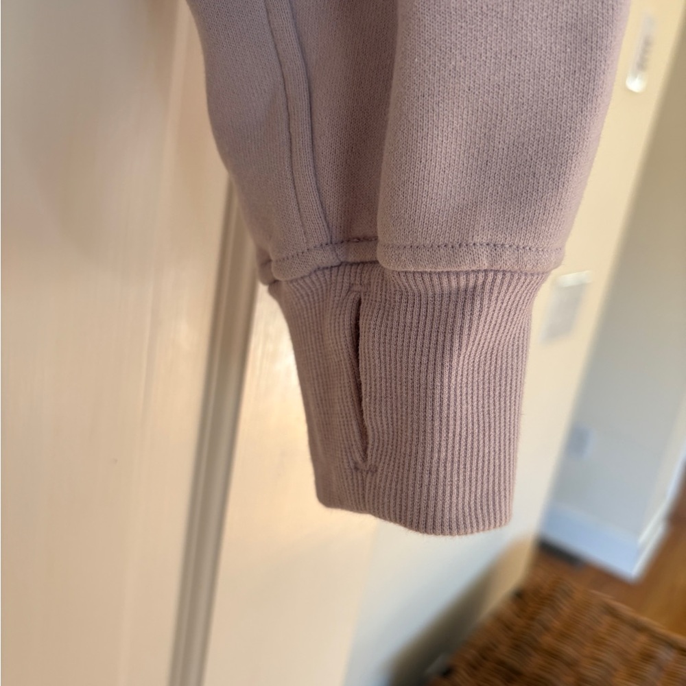 Lululemon Scuba Oversized Zip Hoodie - Picture 5 of 5